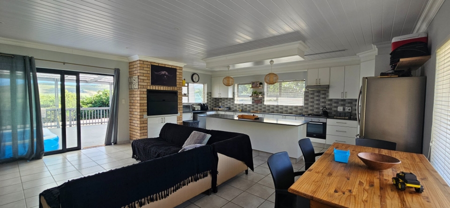 2 Bedroom Property for Sale in Fraaiuitsig Western Cape